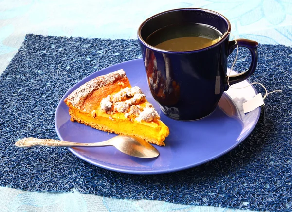 Desayuno por la mañana con pastel de calabaza —  Fotos de Stock