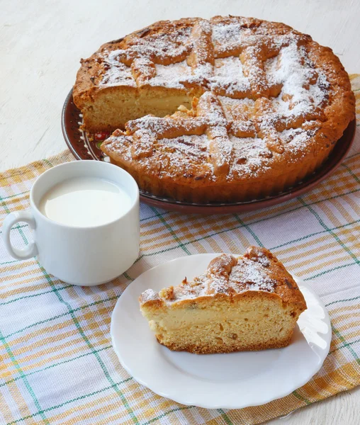 Morning breakfast with cheese pie — Stock Photo, Image