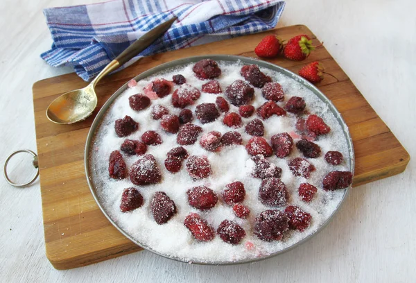 Dry strawberry jam — Stock Photo, Image