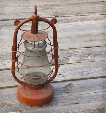 Eski gaz lambası.