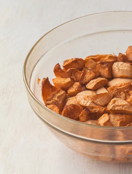 Caramelized apples on glass bowl — Stock Photo, Image