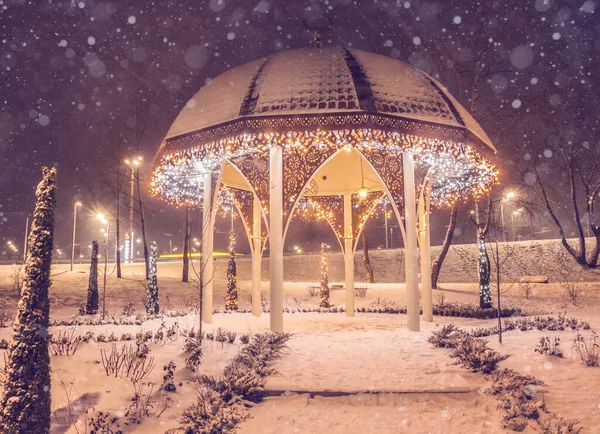 Kiev Ukraine Jan 2022 Paviljong Krimtatarstil Och Thuja Vintern Snön — Stockfoto