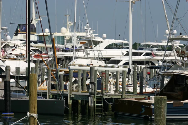 Dock with Boats — Stock Photo, Image