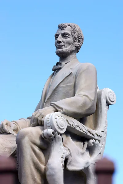 リンカーンの彫像 — ストック写真