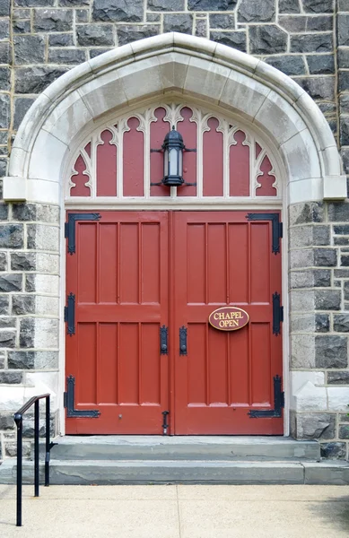 Portas da igreja — Fotografia de Stock