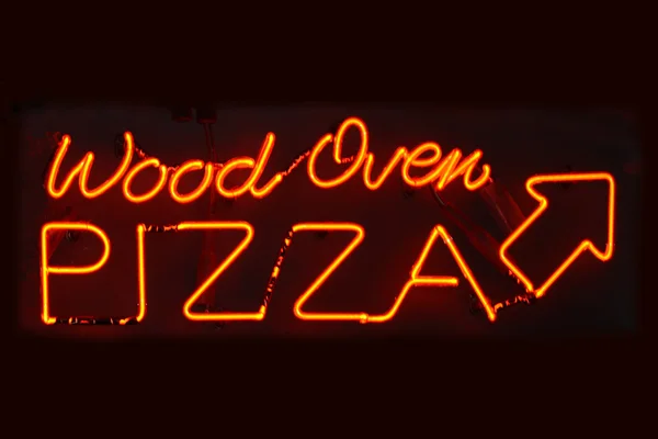 Holzofen-Pizzaschild — Stockfoto