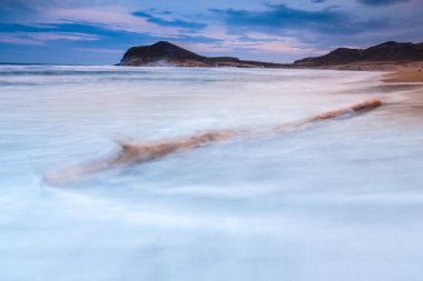 Ceneviz plajı ve deniz-İspanya-Almeria-Cabo de Gata doğal parkı