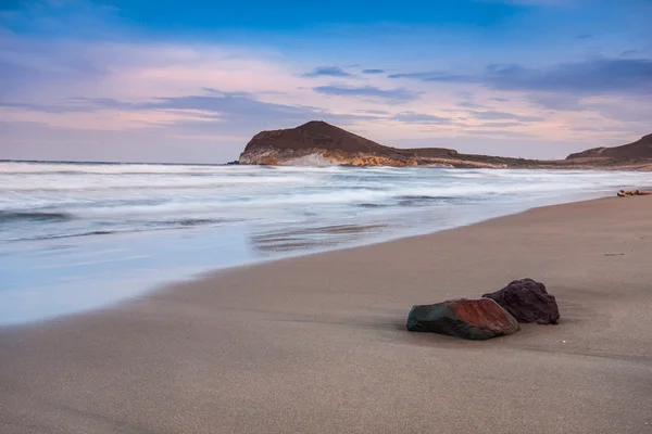 Praia de Genoveses e mar-Espanha-Almeria-Cabo de Gata parque natural — Fotografia de Stock