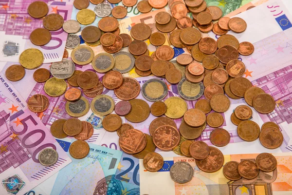 Para euro sikke ve banknot — Stok fotoğraf