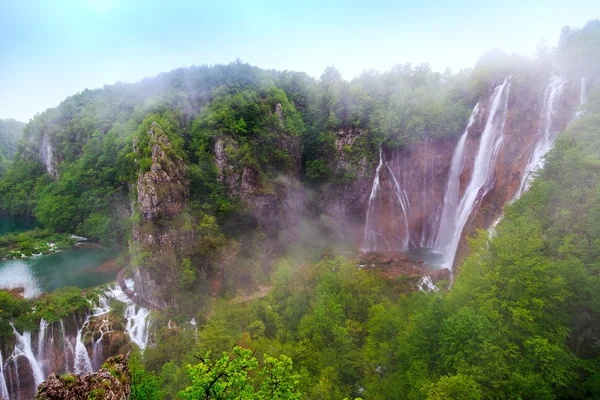 Cachoeiras em Plitvice National Park, Croácia — Fotografia de Stock