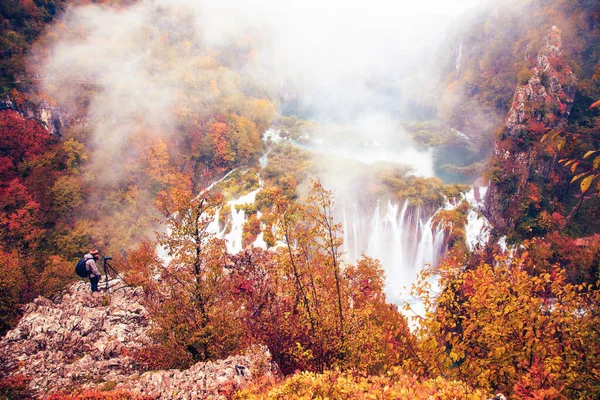 Autum Kleuren Watervallen Van Het Nationaal Park Plitvicemeren Kroatië — Stockfoto