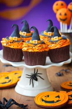 Cadılar Bayramı cupcakes