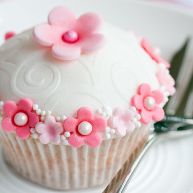 çiçek cupcake