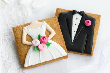 Gelin ve damat kurabiyeleri