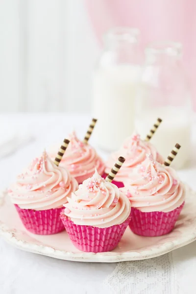 Pink cupcakes — Stock Photo, Image