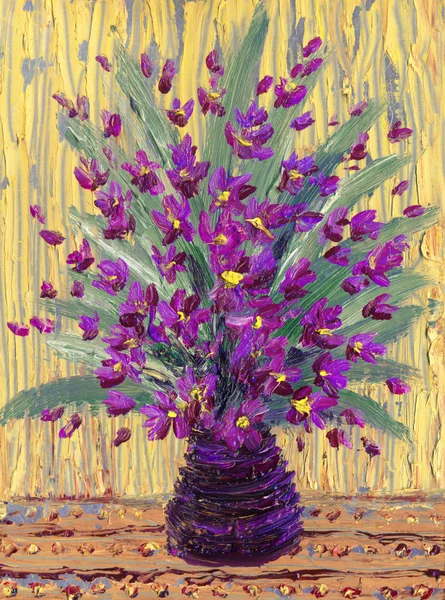 Still life oil. Charming  bouquet of purple flowers in a vase — Stock Photo, Image
