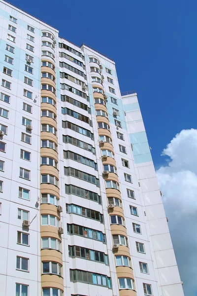 multistorey, Binası