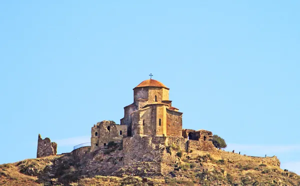 Famosa iglesia Jvari cerca de Tiflis en Georgia —  Fotos de Stock