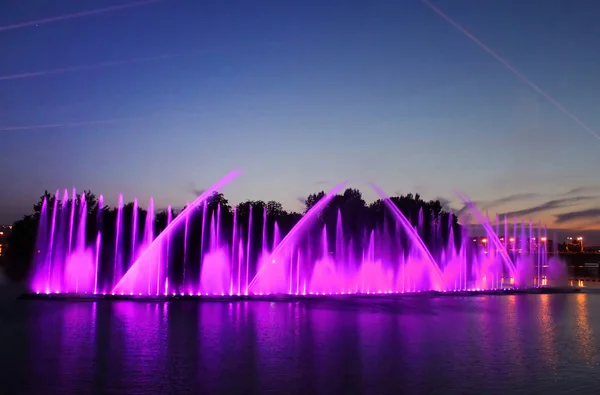 Biggest fountain on the river was opened in Vinnitsa — Stock Photo, Image