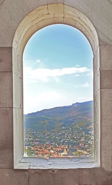 Uitzicht vanaf Dzjvari naar mtsheta, Georgië — Stockfoto