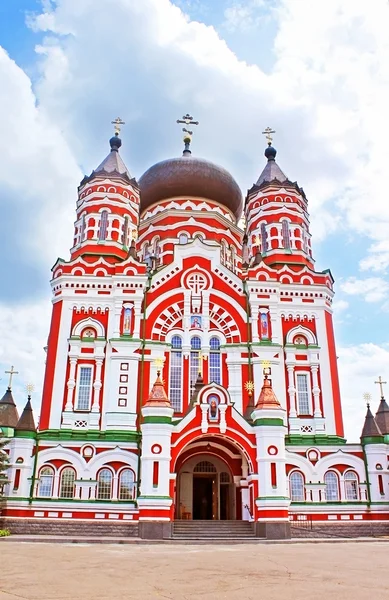 Alte orthodoxe Kirche der Kathedrale des Hl. Pantaleon oder Hl. Pantele — Stockfoto