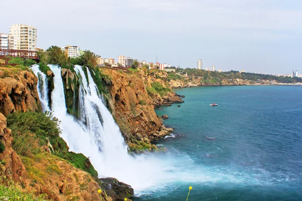 Cachoeira Duden em Antalya, Turquia — Fotografia de Stock