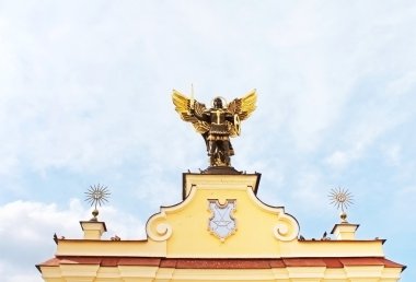 melek Kiev, bağımsızlık Meydanı anıt