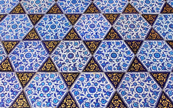 Крупним планом фото ручної роботи плитки турецької, в палацу Топкапи, Ist — стокове фото