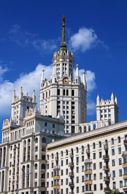 Stalin'in imparatorluk tarzı Moskova'da bina