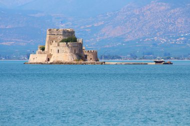 Bourtzi kale, bir hapishanede bir denizin önünde nafplio kasaba Yunanistan'ın ilk başkenti