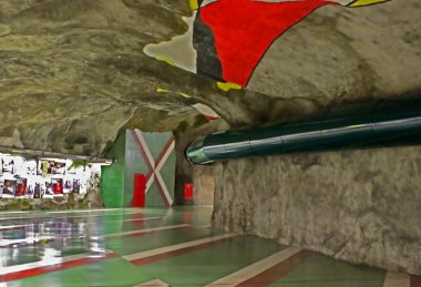 stockholm metro istasyonu kungstradgarden norrmalm bölgesinde bulunan