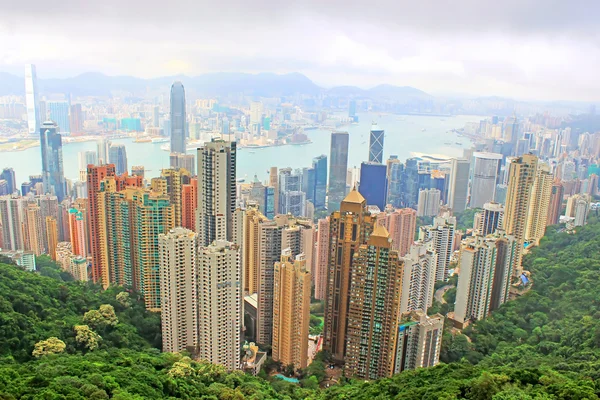 Hong kong manzarası. Victoria peak görüntülemek. — Stok fotoğraf