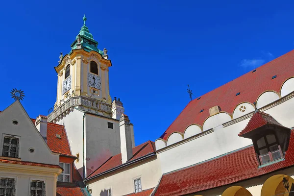 Câmara Municipal Bratislava Situada Praça Principal Hlavne Namestie Bratislava Eslováquia — Fotografia de Stock