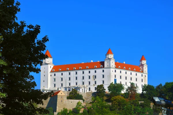 Hermosa Vista Del Castillo Bratislava Verano Bratislava Eslovaquia — Foto de Stock