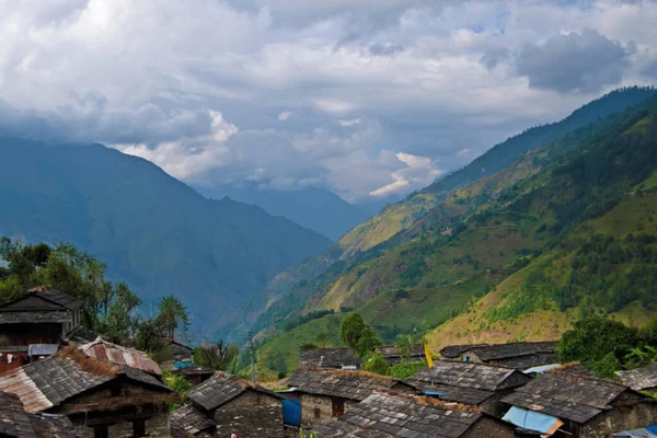 Vista Para Montanha Área Tatopani Durante Trekking Torno Annapurna Circuito — Fotografia de Stock