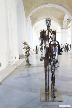 Kyiv, Ukrayna - 16 Eylül 2012: Büyük Heykel Salonu çerçevesinde sergi. Arcenal Sergi Merkezi