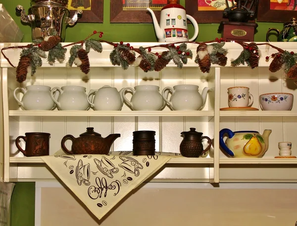 Crockery on a shelf — Stock Photo, Image