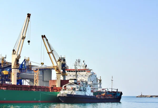 Seaport terminal — Stock Photo, Image