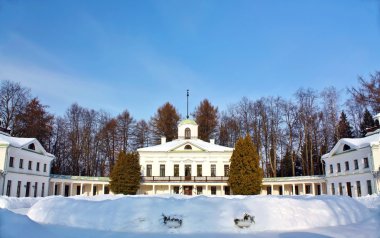 Kışın beyaz eski zaman Sarayı