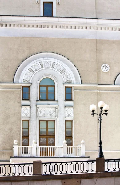 Facade of luxury building — Stock Photo, Image