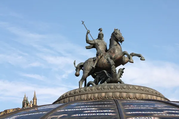 Sculpture George le Victorieux — Photo