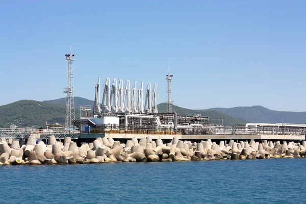 Terminal petrolífera del puerto marítimo — Foto de Stock