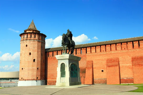 Пам'ятник Дмитро Донський в Коломні — стокове фото