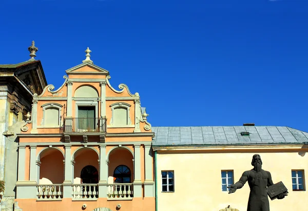 Stará budova ve Lvově — Stock fotografie