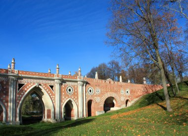 büyük vadinin köprüden
