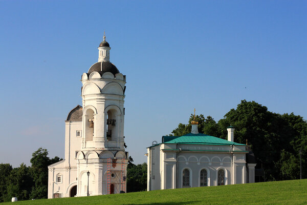 Bell tower in the suburban village of Kolomenskoye