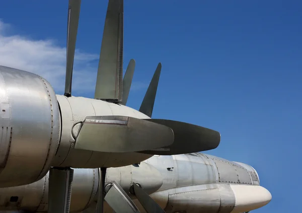 轰炸机图-95 熊，这架飞机的前面部分 — 图库照片