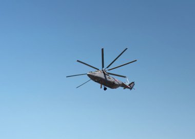 Nakliye helikopter uçuş