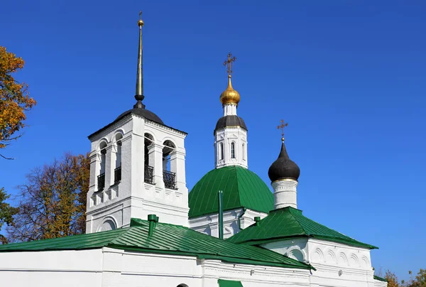 Starý Ortodoxní Kostel Zvonicí Podzim — Stock fotografie