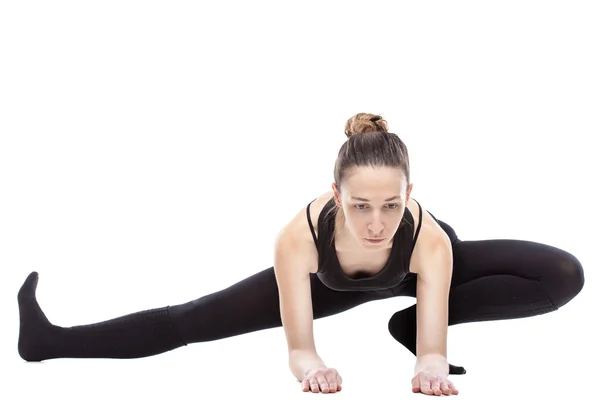 Mujer caucásica haciendo ejercicio pilates — Foto de Stock